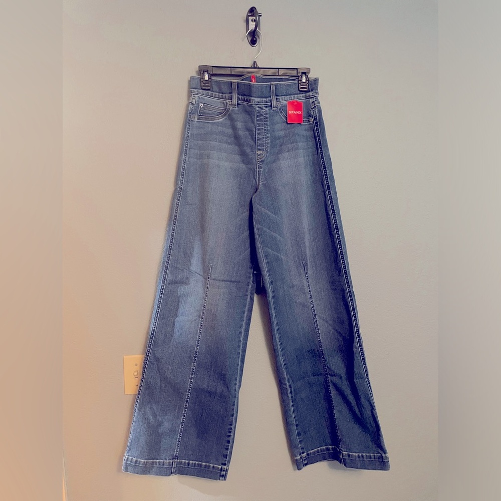 SPANX, Seamed, Front Wide Leg Jean